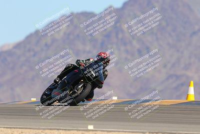 media/Oct-01-2023-SoCal Trackdays (Sun) [[4c570cc352]]/Turn 9 Set 1 (950am)/